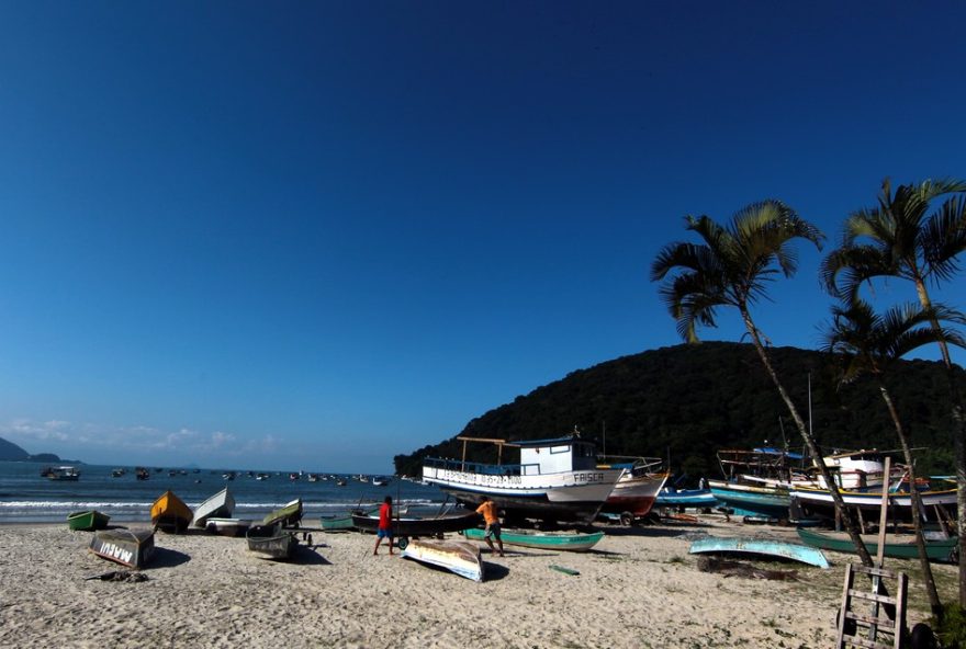 praia-do-pereque-em-guaruja-e-a-mais-poluida-da-baixada-santista3A-cetesb-aponta-357-dias-improprios-para-banho