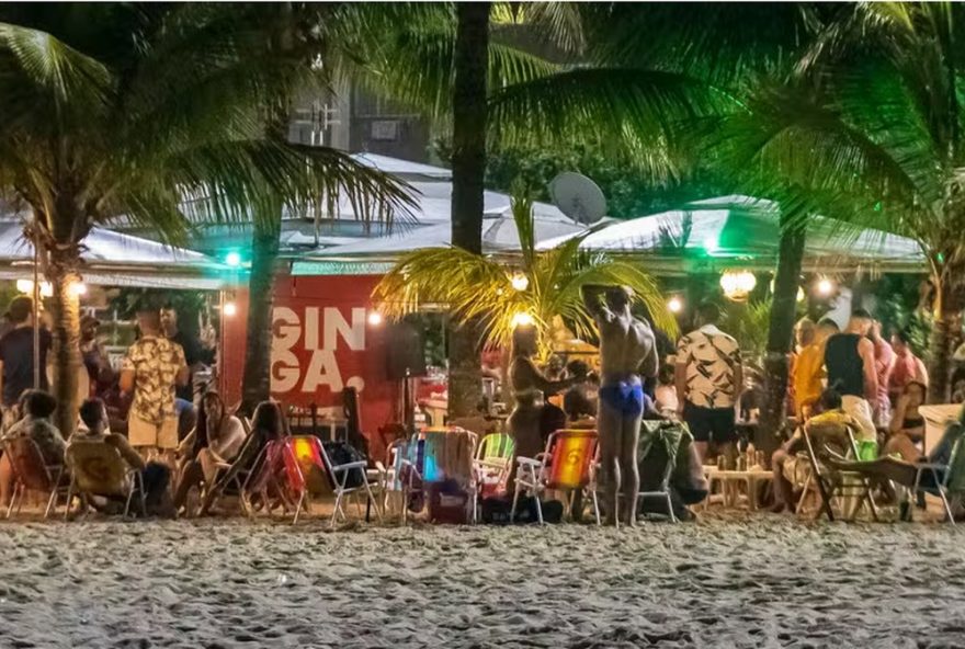 prefeito-do-rio-flexibiliza-decreto-sobre-quiosques-e-barraqueiros-na-orla