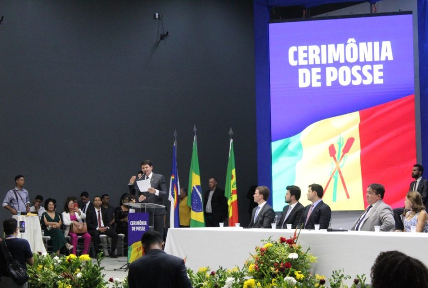 prefeito2C-vice-prefeito-e-vereadores-tomam-posse-em-petrolina-nesta-quarta-feira2C-veja-lista-de-eleitos