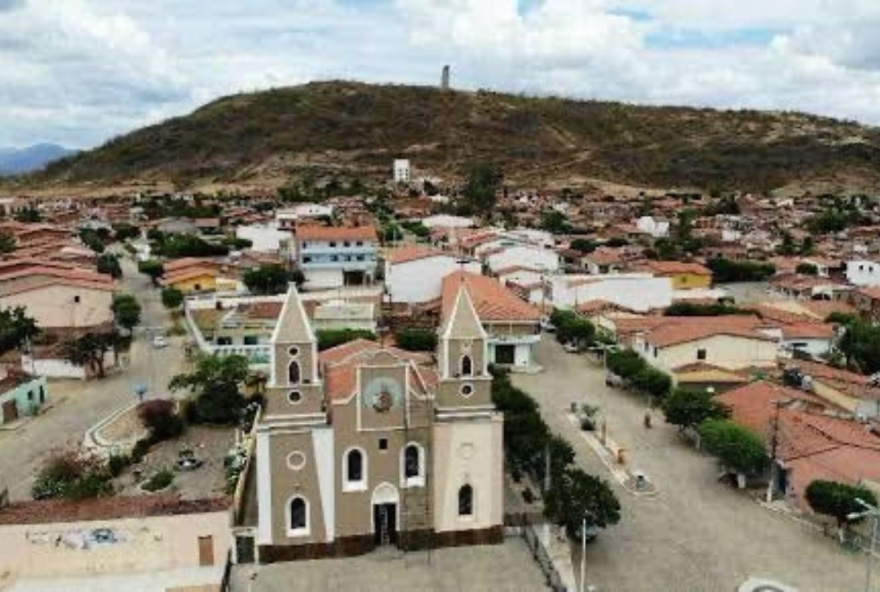 prefeitura-de-caridade-lanca-concurso-publico-com-104-vagas-e-salarios-de-ate-r24-22C6-mil prefeitura-de-caridade-lanca-concurso-publico-com-104-vagas-e-salarios-de-ate-r24-22C6-mil