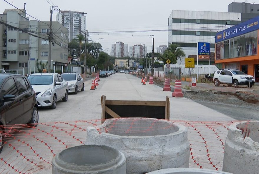 prefeitura-de-curitiba-rescinde-contrato-de-obras-do-novo-inter-23A-segue-novo-edital-de-licitacao-para-garantir-eficiencia