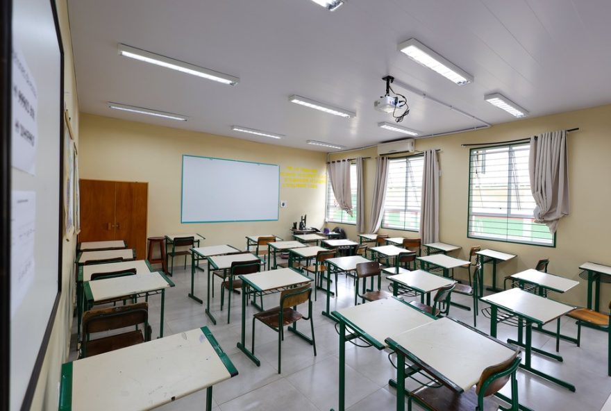 prefeitura-de-florianopolis-abre-selecao-para-professores-e-areas-da-educacao-em-20263A-inscreva-se-agora