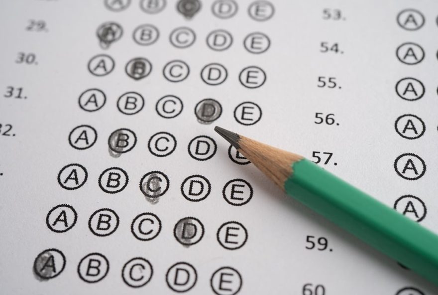 prefeitura-de-governador-celso-ramos-abre-concurso-publico-com-77-vagas-e-salarios-de-ate-r24-16-mil prefeitura-de-governador-celso-ramos-abre-concurso-publico-com-77-vagas-e-salarios-de-ate-r24-16-mil