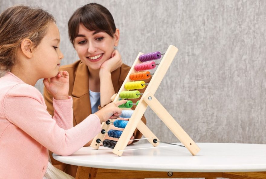 prefeitura-de-jaborandi-oferece-auxilio-a-maes-de-criancas-com-autismo