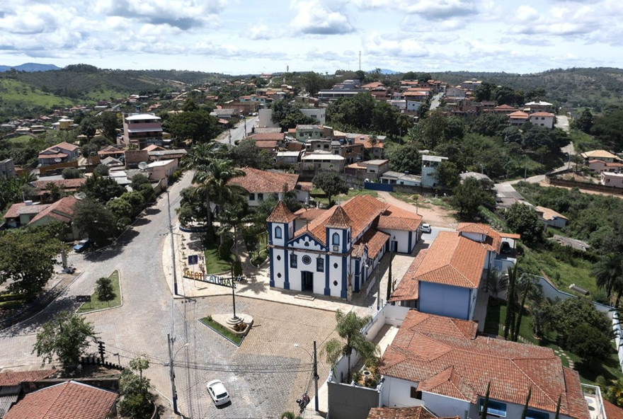 prefeitura-de-jaboticatubas-lanca-concurso-publico-com-173-vagas-e-salarios-atrativos prefeitura-de-jaboticatubas-lanca-concurso-publico-com-173-vagas-e-salarios-atrativos