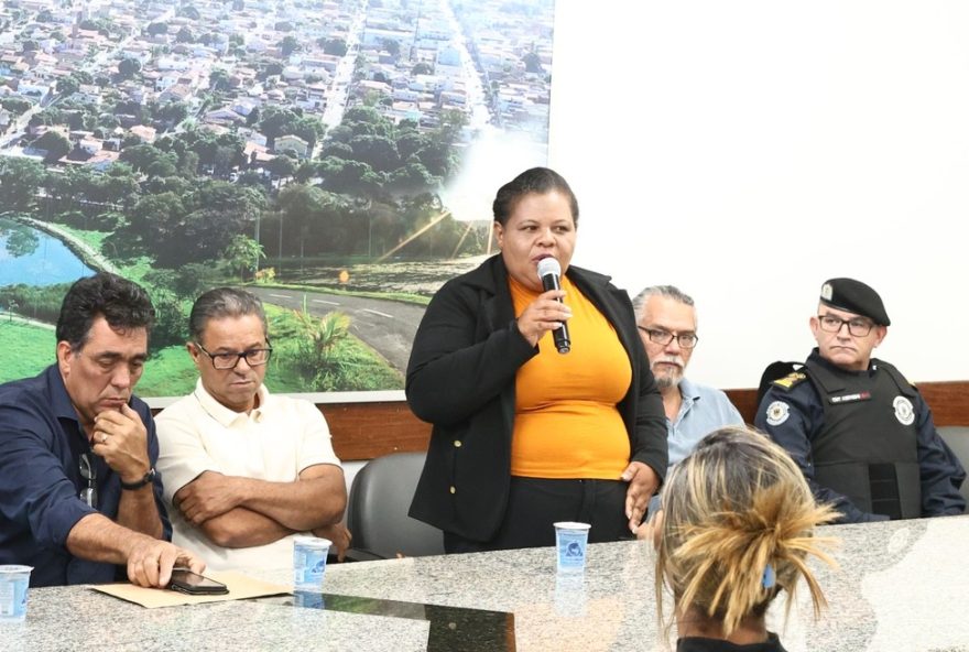 prefeitura-de-montes-claros-anuncia-expansao-da-pavimentacao-asfaltica-em-bairros-da-cidade prefeitura-de-montes-claros-anuncia-expansao-da-pavimentacao-asfaltica-em-bairros-da-cidade