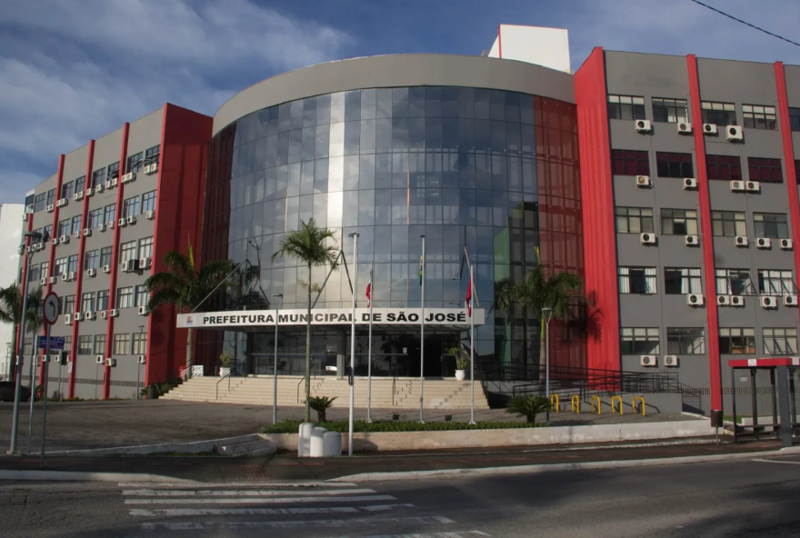prefeitura-de-sao-jose-abre-concurso-publico-com-20-vagas-e-salarios-de-ate-r24-162C6-mil