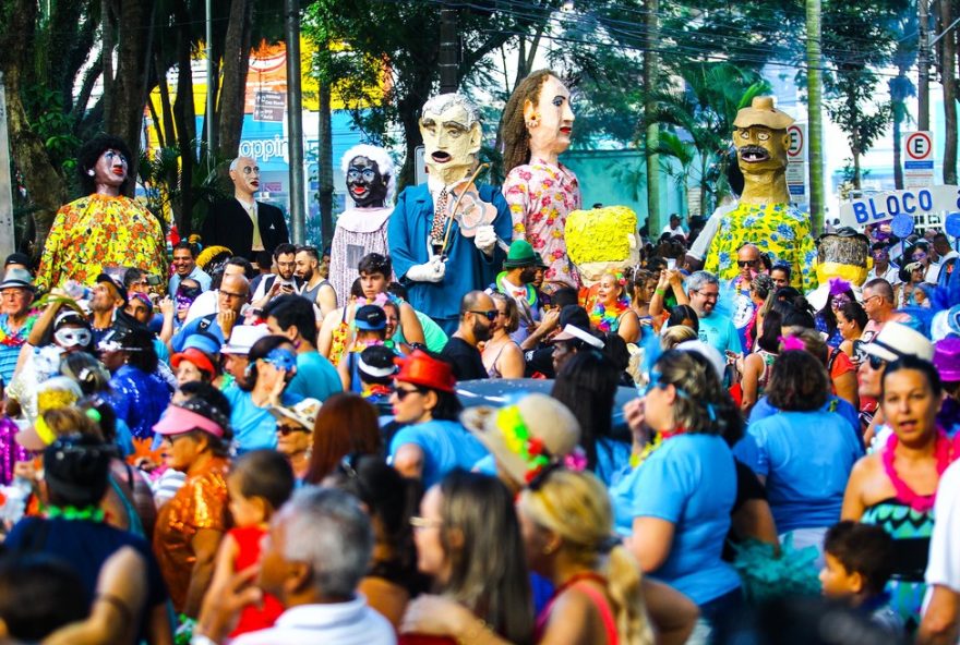 prefeitura-de-sao-jose-proibe-spray-de-espuma-e-bebidas-em-carnaval-de-rua3A-confira-detalhes-e-proibicoes