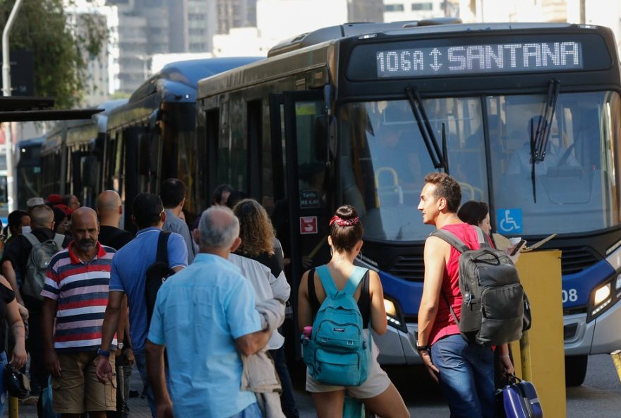 prefeitura-de-sao-paulo-amplia-prazo-para-circulacao-de-onibus-antigos-ate-2025