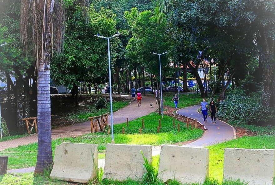 prefeitura-estuda-abrir-rua-no-parque-flamboyant-para-melhoria-no-transito prefeitura-estuda-abrir-rua-no-parque-flamboyant-para-melhoria-no-transito