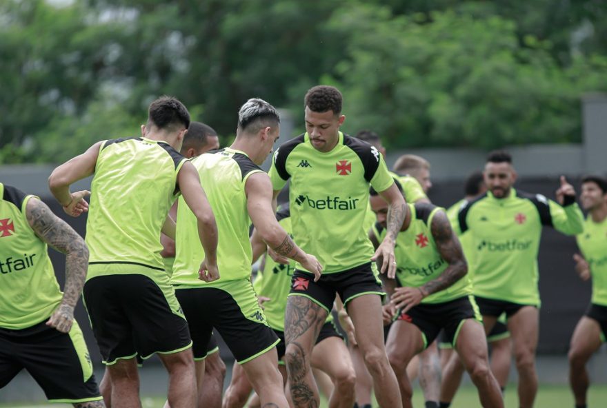 preparacao-do-vasco3A-mudancas-na-escalacao-para-enfrentar-atletico-mg-na-ultima-rodada-do-brasileirao