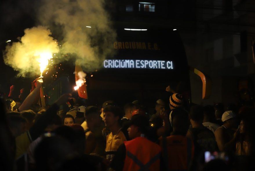 prepare-se-para-a-recepcao-calorosa-dos-torcedores-do-criciuma-contra-o-novorizontino