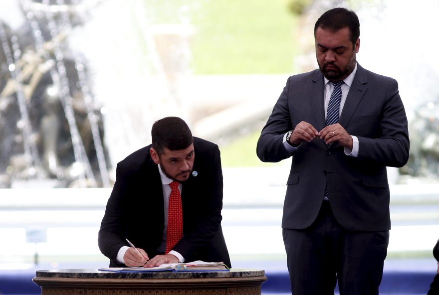 presidente-da-alerj-e-preso-por-vazamento-de-informacoes-impacto-na-politica-do-rj