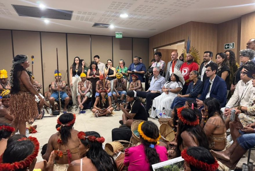 presidente-da-cop-e-ministras-recebem-indigenas-munduruku-apos-pedido-de-lula presidente-da-cop-e-ministras-recebem-indigenas-munduruku-apos-pedido-de-lula