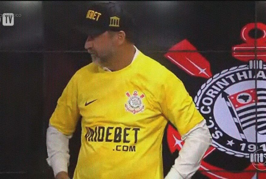 presidente-do-corinthians-e-indiciado-por-lavagem-de-dinheiro-e-nega-renuncia