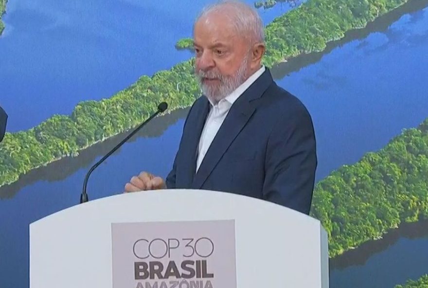 presidente-lula-afirma-que-convencera-trump-sobre-questao-climatica-durante-a-cop30