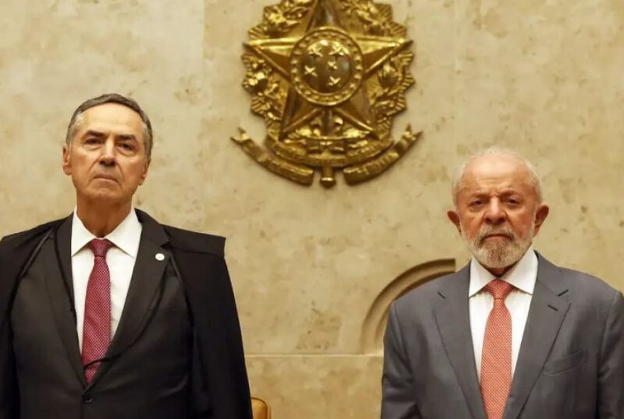 presidente-lula-assina-decreto-de-aposentadoria-para-ministro-do-stf-luis-roberto-barroso