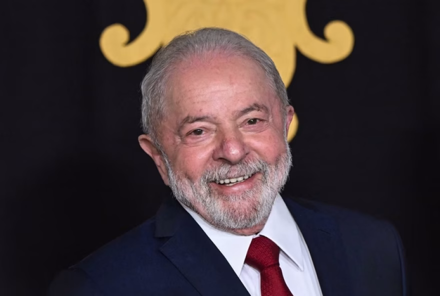 presidente-lula-celebra-titulo-do-corinthians-no-paulistao-2025