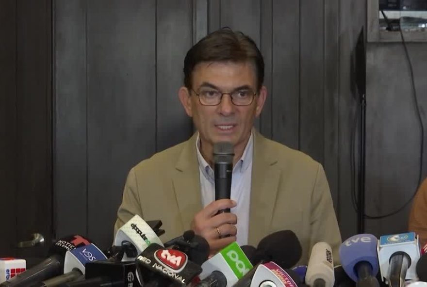 presidente-lula-convida-presidente-de-direita-da-bolivia-para-visita-ao-brasil presidente-lula-convida-presidente-de-direita-da-bolivia-para-visita-ao-brasil