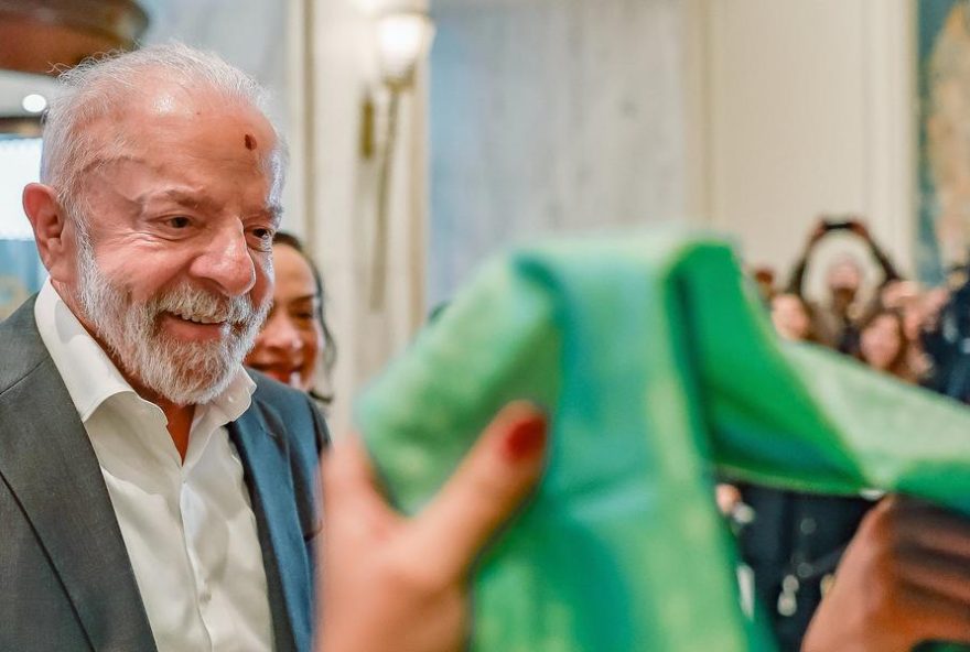 presidente-lula-desembarca-na-india-para-cupula-de-ia-e-reunioes-bilaterais presidente-lula-desembarca-na-india-para-cupula-de-ia-e-reunioes-bilaterais