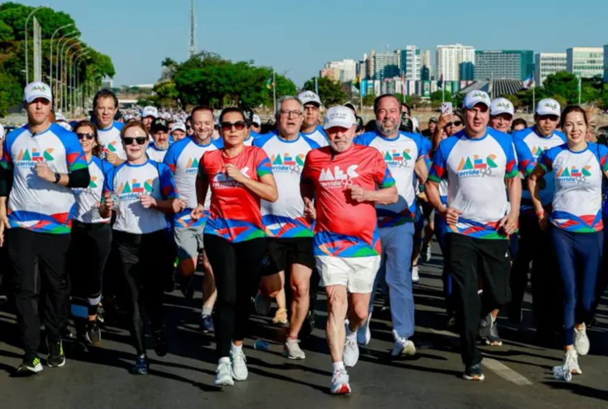 presidente-lula-destaca-importancia-da-educacao-no-aniversario-do-mec