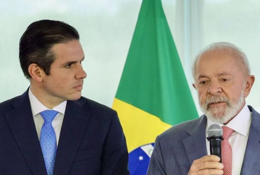 presidente-lula-e-deputado-hugo-motta-discutem-fim-da-escala-6×1-1 presidente-lula-e-deputado-hugo-motta-discutem-fim-da-escala-6x1-1