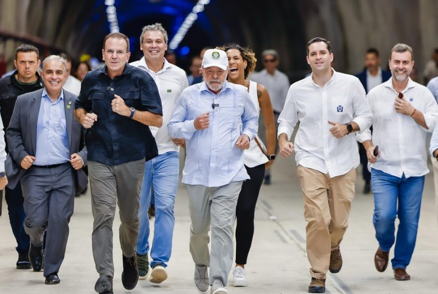 presidente-lula-e-prefeito-eduardo-paes-juntos-na-inauguracao-do-tunel-moacyr-sreder-bastos-no-rio-de-janeiro