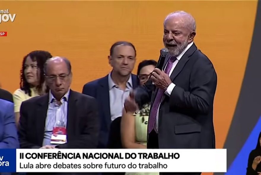 presidente-lula-pede-acordo-e-defende-jornada-diferenciada-por-categoria presidente-lula-pede-acordo-e-defende-jornada-diferenciada-por-categoria
