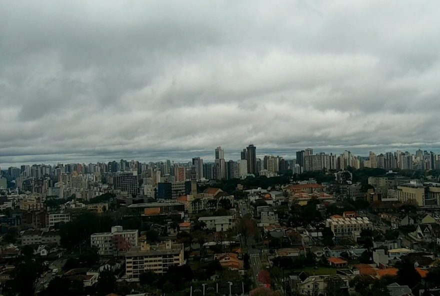 previsao-do-tempo-para-o-carnaval-no-parana3A-calor2C-chuva-e-risco-de-temporais.-veja previsao-do-tempo-para-o-carnaval-no-parana3A-calor2C-chuva-e-risco-de-temporais.-veja