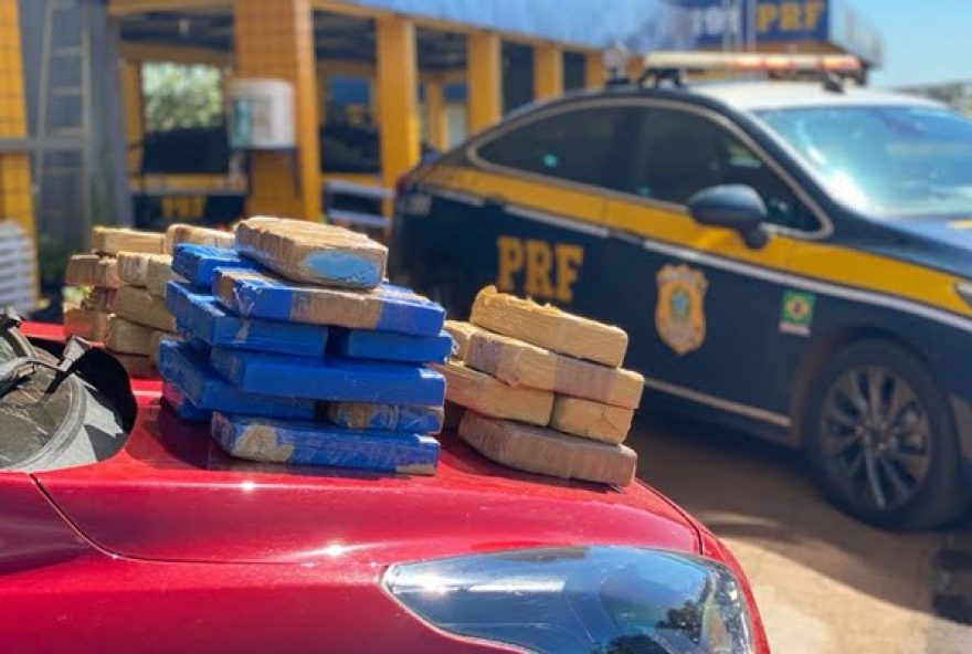 prf-apreende-33-kg-de-drogas-avaliadas-em-mais-de-r-4-milhoes-em-jatai