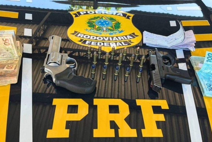 prf-apreende-armas-de-uso-restrito-e-260-municoes-em-imperatriz-abordagem-na-br-010