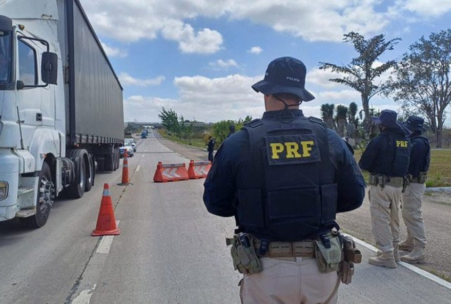 prf-intensifica-fiscalizacao-nas-rodovias-de-mg-durante-feriadao-de-corpus-christi