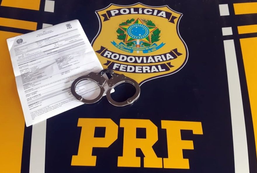 prf-prende-homem-procurado-por-homicidio-na-br-407-em-petrolina3A-eficiencia-e-seguranca-nas-estradas