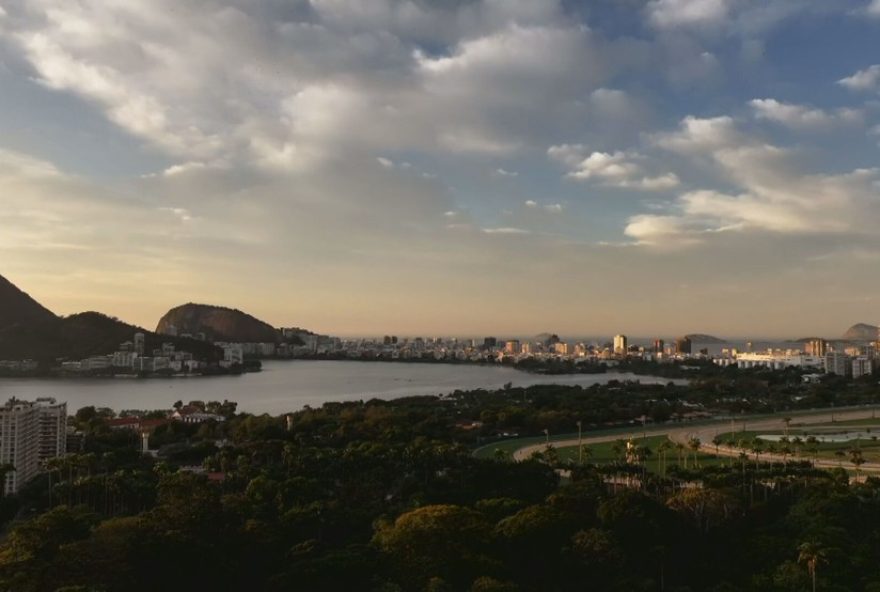primeira-onda-de-frio-chega-ao-rio-na-terca3A-temperaturas-despencam-e-ventos-ficam-mais-fortes
