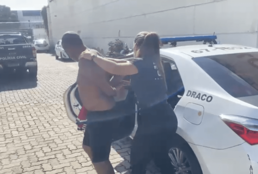 prisao-de-22limao22-pela-policia-civil-do-rio-de-janeiro3A-golpe-no-crime-organizado-e-garantia-da-seguranca-publica prisao-de-22limao22-pela-policia-civil-do-rio-de-janeiro3A-golpe-no-crime-organizado-e-garantia-da-seguranca-publica