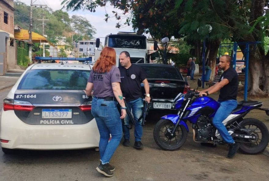 prisao-de-casal-responsavel-por-ataque-com-explosivos-em-barra-do-pirai-rj-e-outras-operacoes-policiais-recentes-no-rio-de-janeiro