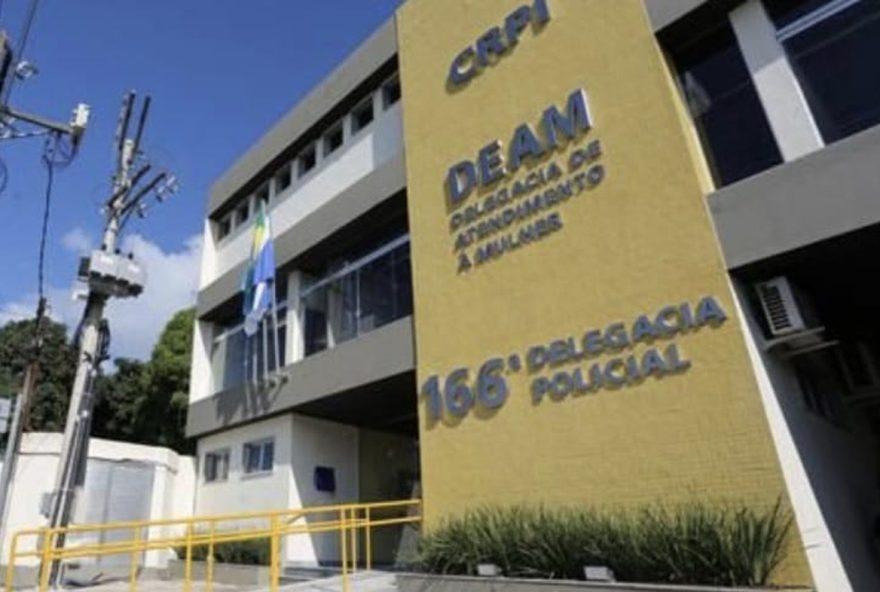 prisao-de-suspeito-de-assassinato-com-drogas-e-municao-na-costa-verde-do-rio