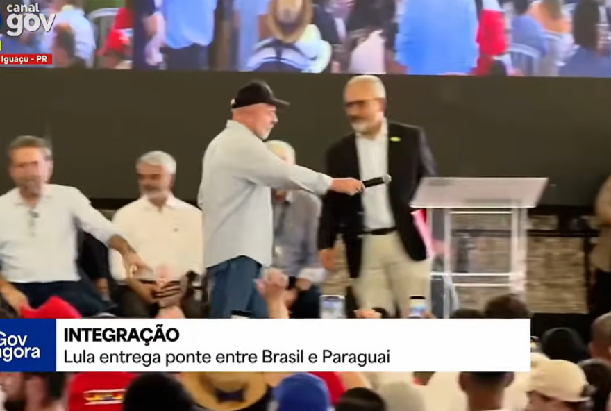 problema-tecnico-interrompe-discurso-de-lula-durante-inauguracao-da-ponte-da-integracao-em-foz-do-iguacu problema-tecnico-interrompe-discurso-de-lula-durante-inauguracao-da-ponte-da-integracao-em-foz-do-iguacu
