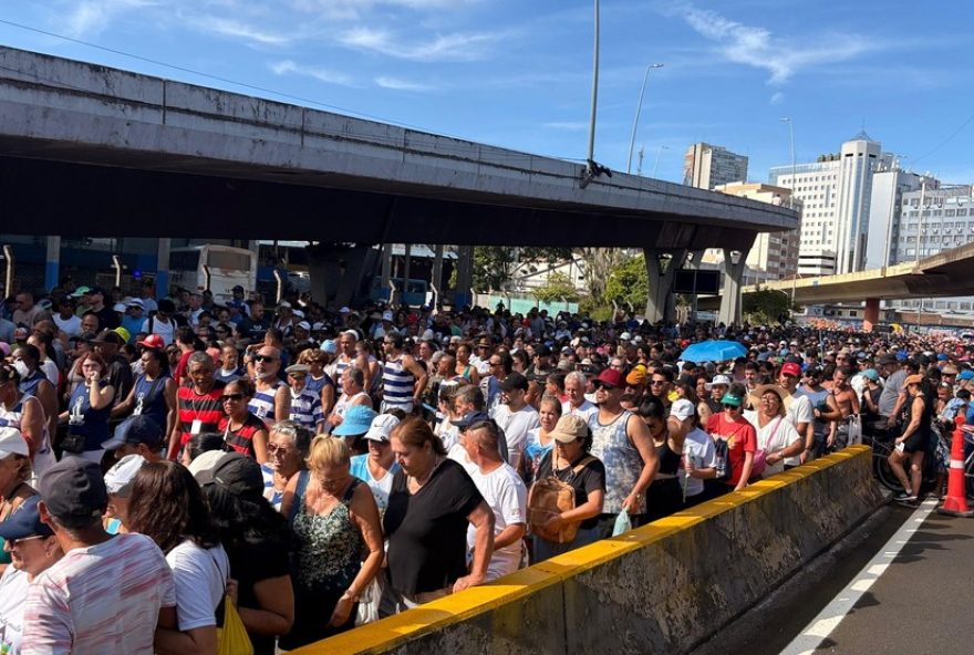 procissao-de-nossa-senhora-dos-navegantes-atrai-mais-de-100-mil-fieis-em-porto-alegre procissao-de-nossa-senhora-dos-navegantes-atrai-mais-de-100-mil-fieis-em-porto-alegre