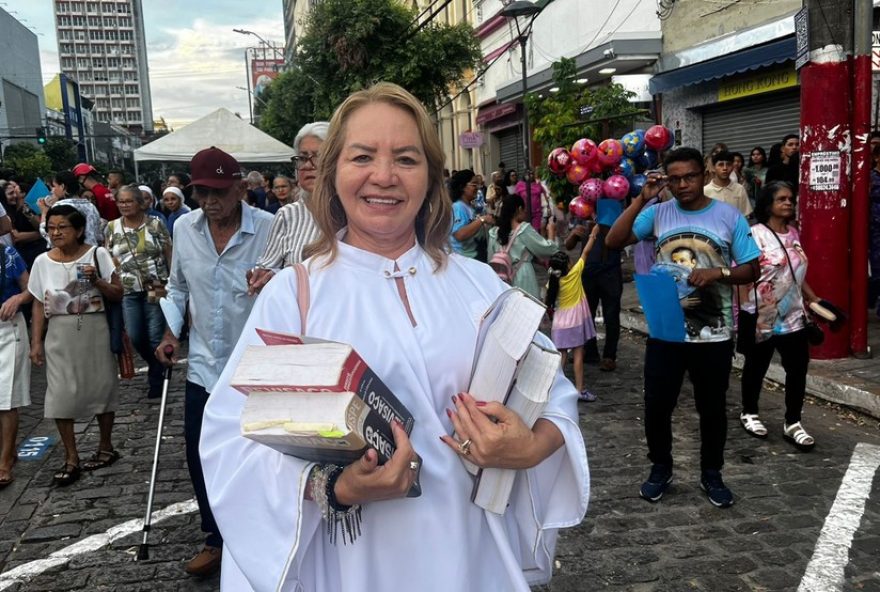 procissao-em-homenagem-a-nossa-senhora-da-conceicao-emociona-fieis-em-manaus