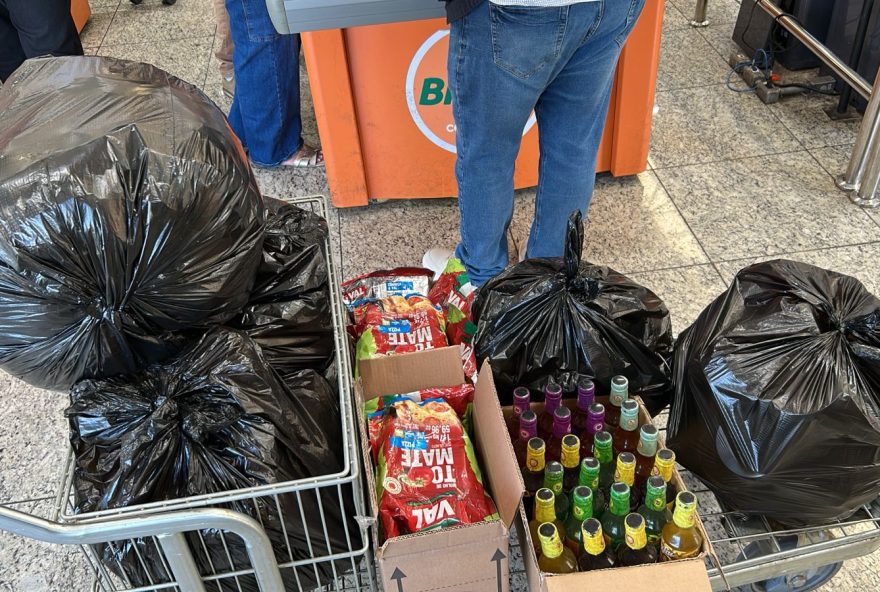 procon-anapolis-apreende-150-kg-de-produtos-vencidos-em-operacao-de-fiscalizacao