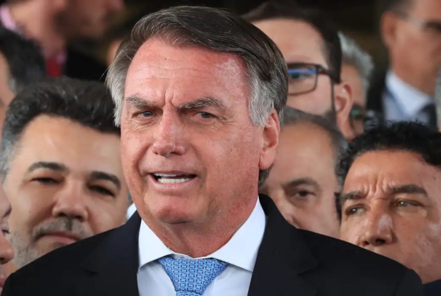 procuradoria-pede-reforco-de-policiamento-no-entorno-da-casa-de-bolsonaro