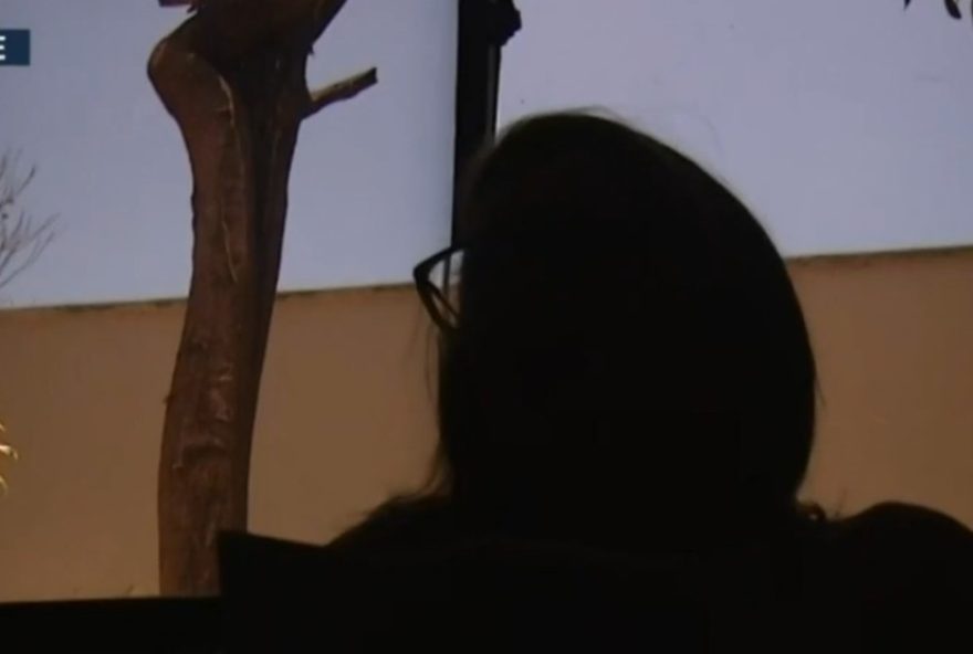 professor-e-afastado-por-enviar-nudes-e-mensagens-eroticas-para-aluna