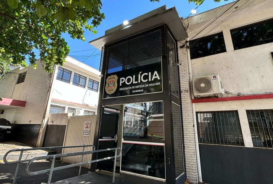 professor-investigado-por-assedio3A-aluna-de-14-anos-denuncia-abuso-em-escola-de-bauru