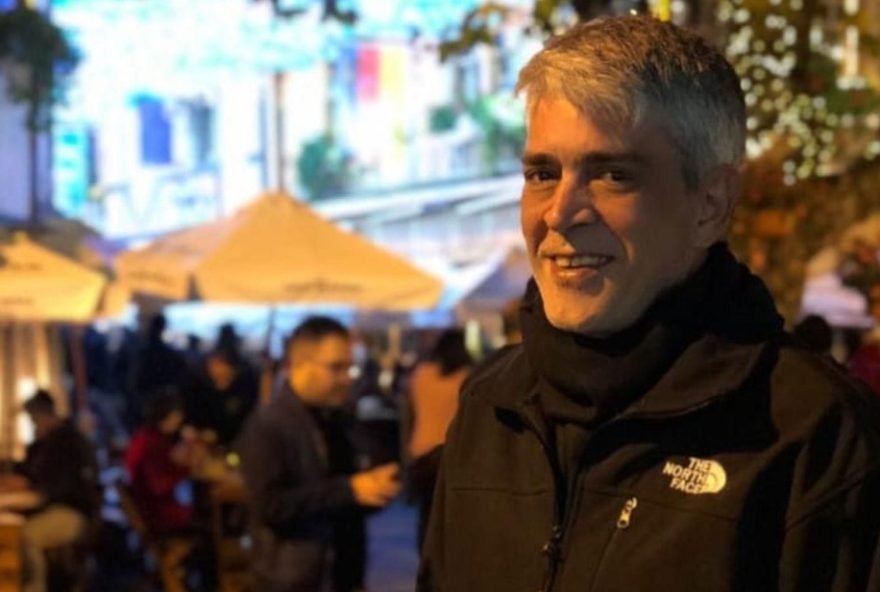 professor-marco-antonio-de-oliveira-viu-e-espancado-ate-a-morte-na-porta-de-bar-em-jatai3A-brutalidade-choca-comunidade-academica