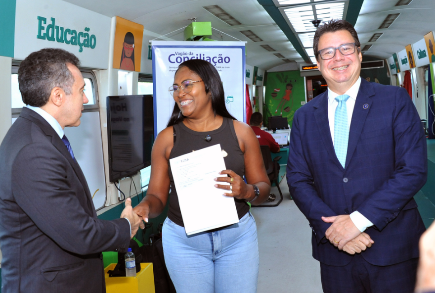 professora-formaliza-divorcio-e-uniao-estavel-em-hora-no-maranhao professora-formaliza-divorcio-e-uniao-estavel-em-hora-no-maranhao