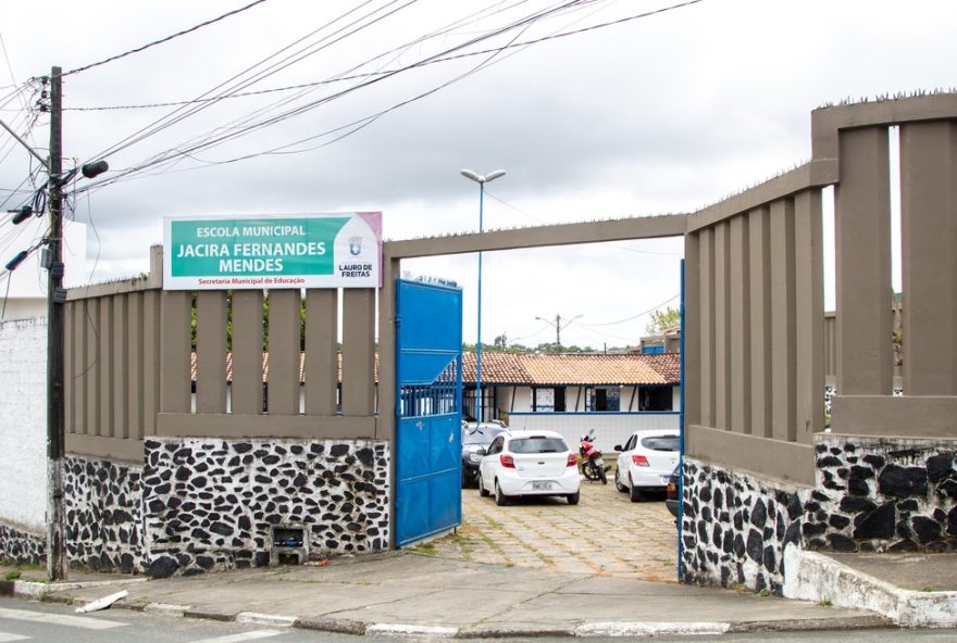 professores-de-lauro-de-freitas-encerram-greve2C-mas-seguem-em-estado-de-alerta