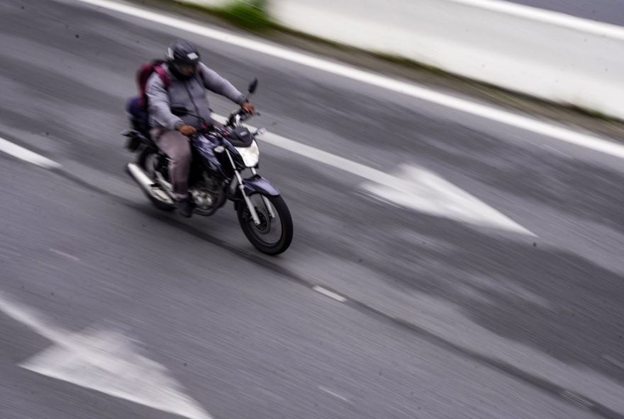 programa-cnh-emprego-na-pista3A-inscricoes-abertas-para-5-mil-vagas-gratuitas-em-santa-catarina-aproveite-essa-oportunidade-para-obter-sua-cnh-e-conquistar-novas-oportunidades-de-emprego