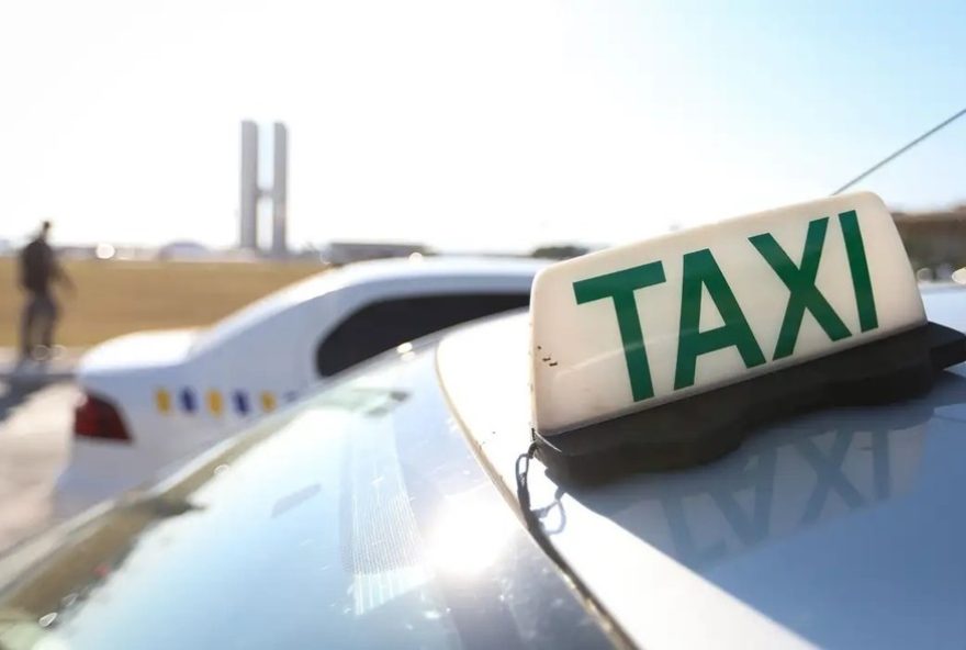 programa-taxi-verde-brb3A-financiamento-de-veiculos-eletricos-para-taxistas-do-df