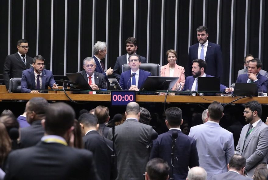 projeto-de-lei-aprovado-para-renegociacao-de-dividas-no-agro3A-mais-apoio-aos-produtores